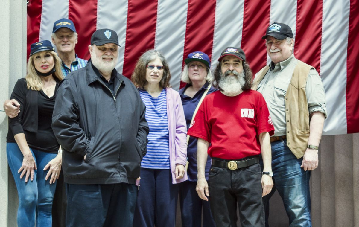 Stephen Davis Wins Awards — lead photograph from the original article