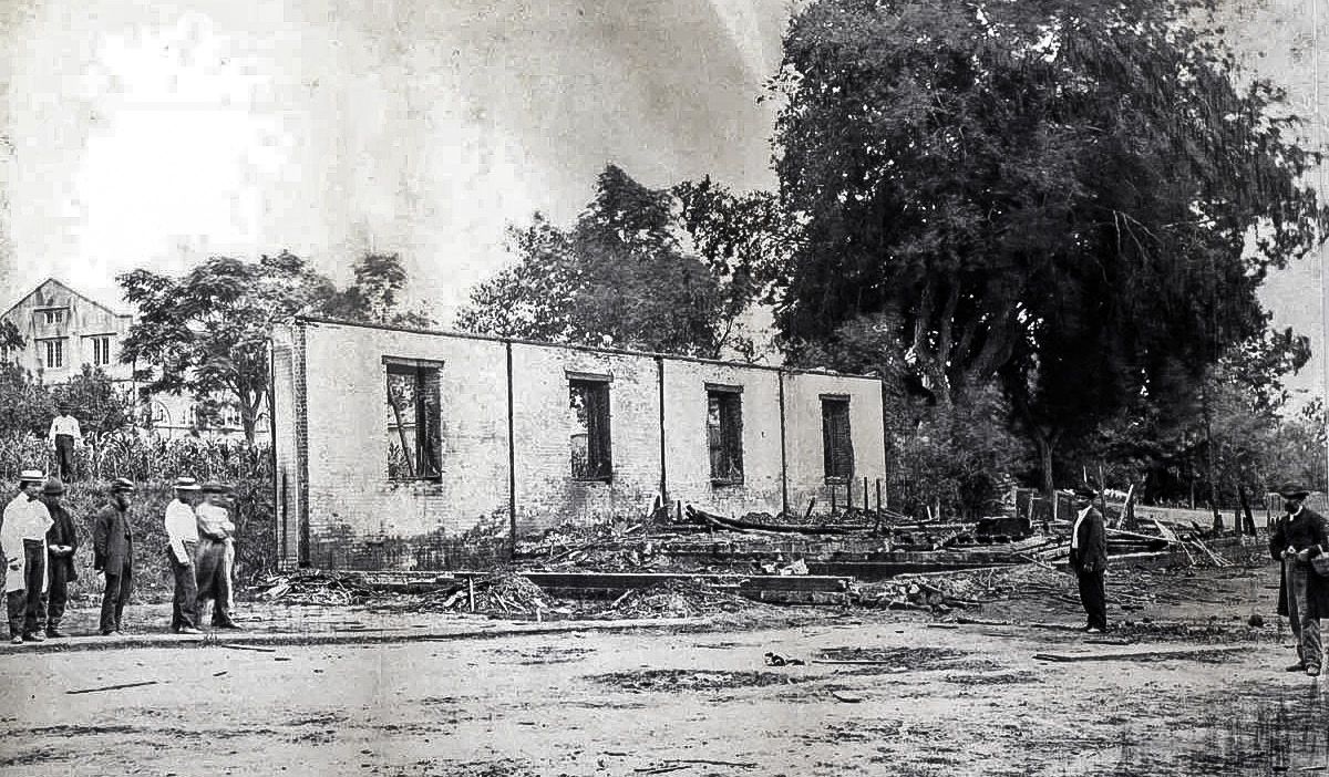 Vision and Valor The War Through Women’s Eyes — photograph 2 from the original article