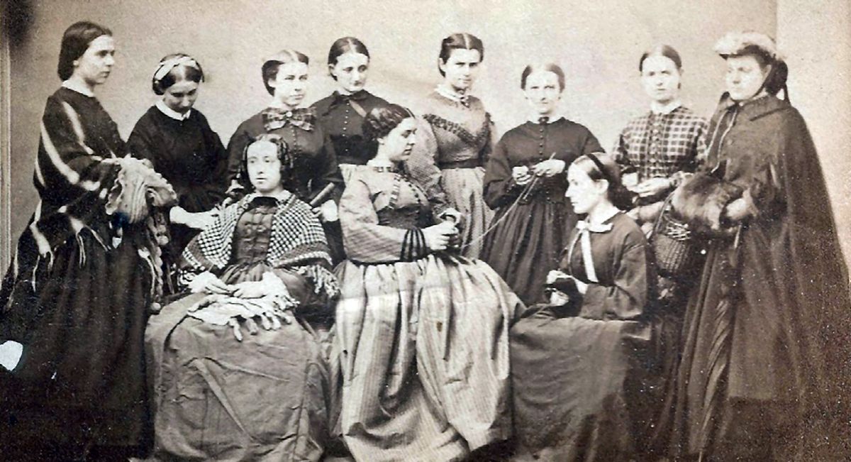 Vision and Valor The War Through Women’s Eyes — photograph 4 from the original article