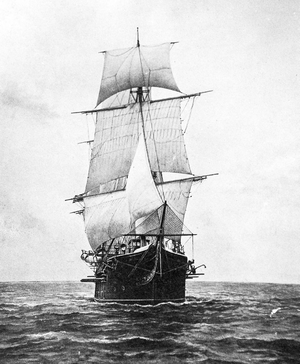 USS Hartford “He Died for Me” — lead photograph from the original article