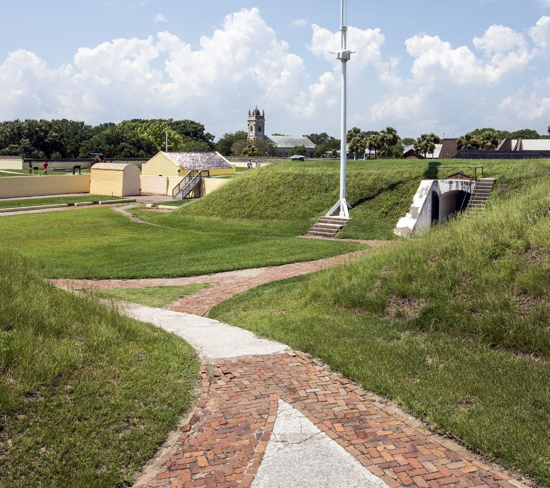 This & That Crisis in Charleston — lead photograph from the original article